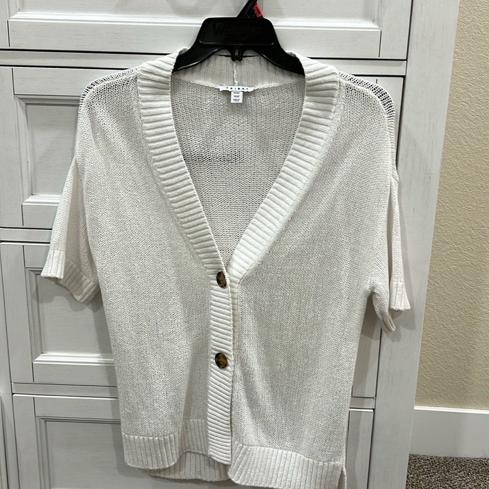 Tribal cardigan with buttons